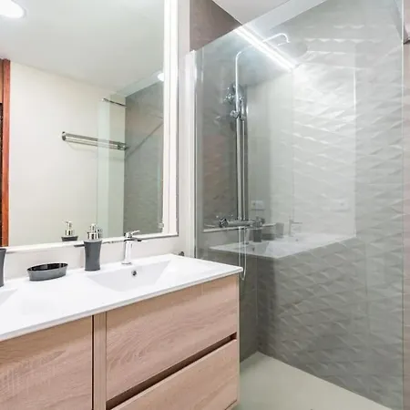 Mv Brand New Downtown Martinvilla Appartement *